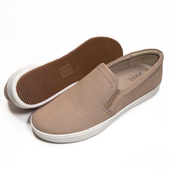 Naturalizer Marianne Women 10W Taupe Snake Embossed Slip On Sneakers - Picture 3 of 14